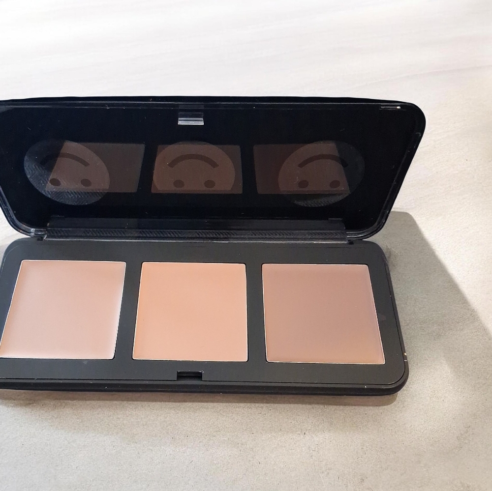 The Crème Shop Shading Cream Trio - Smile - Picture 2 of 3